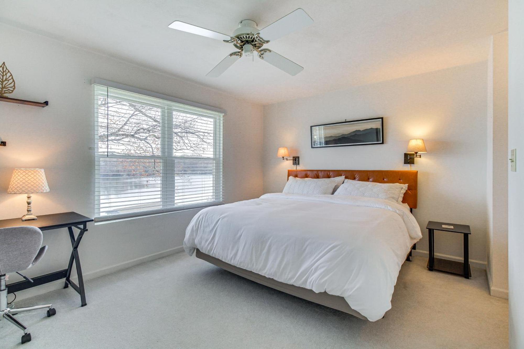 Lakefront Moneta Home With Community Boat Dock! Exterior foto